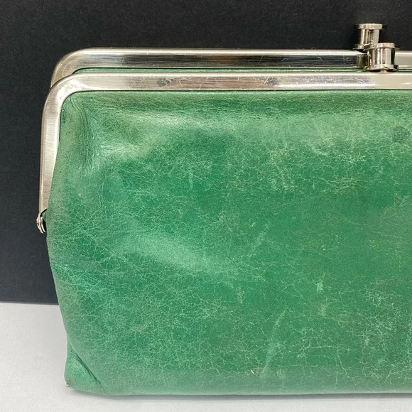 HOBO Lauren Green Bifold Leather Wallet - Picture 3 of 17